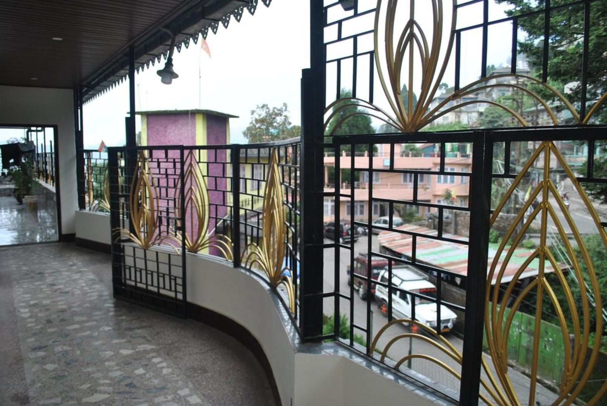 Hotel Kasturi Palace Darjeeling - Excellent Service Recommended エクステリア 写真